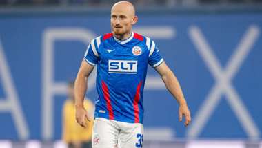 Maximilian Krauss of Hansa Rostock looks on 
